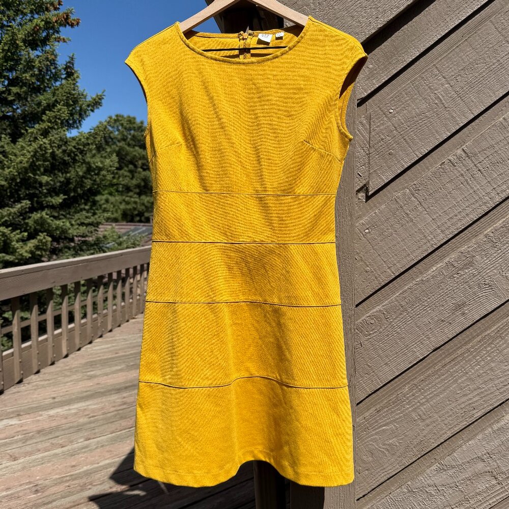 Vintage GAP Gold/Mustard Cap Sleeve Tiered Mini Dress